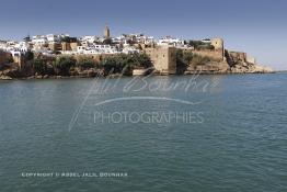 Image du Maroc Professionnelle de  La kasbah des Oudaïas de Rabat est une magnifique petite forteresse surplombant l'embouchure du fleuve Bouregreg érigée par les Almoravides pour lutter contre les tribus Berghouatas, elle séduit par sa quiétude et sa lumière.  Jeudi 6 Octobre 2011. (Photo / Abdeljalil Bounhar)
 